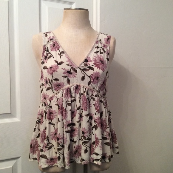 American Eagle Outfitters Tops - SOLD.